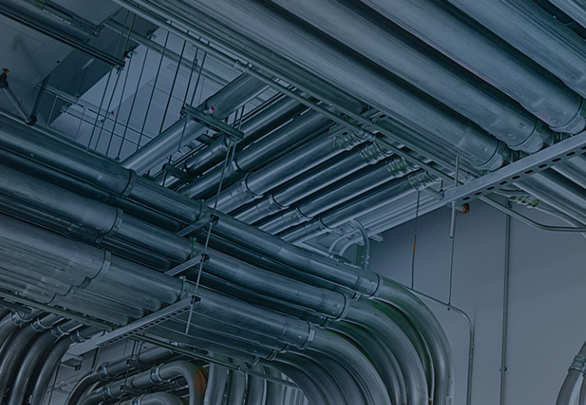 Impianto industriale con strutture PROMETEK